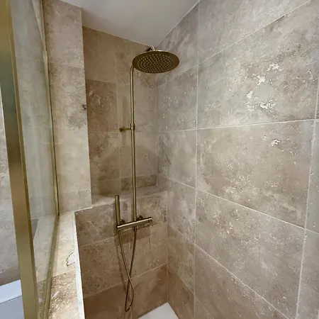 아파트 Rare T3 Duplex Balcony Pool Ac Golf And 15 Min Walk 망들리유 라 나플