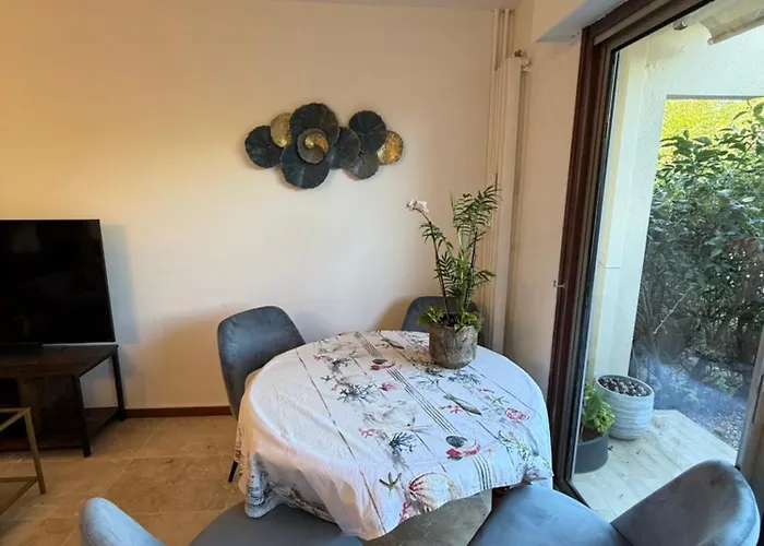 Rare T3 Duplex Appartment Balcony Pool Ac Golf And Beach 15 Min Walk * Mandelieu